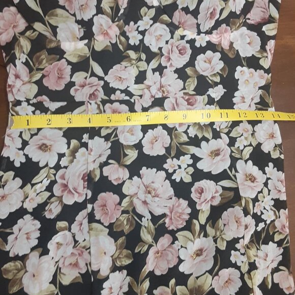 Altar'D State Size Large Chaya Floral Ruffle Spaghetti Strap Smocked Midi Dress - Picture 15 of 16